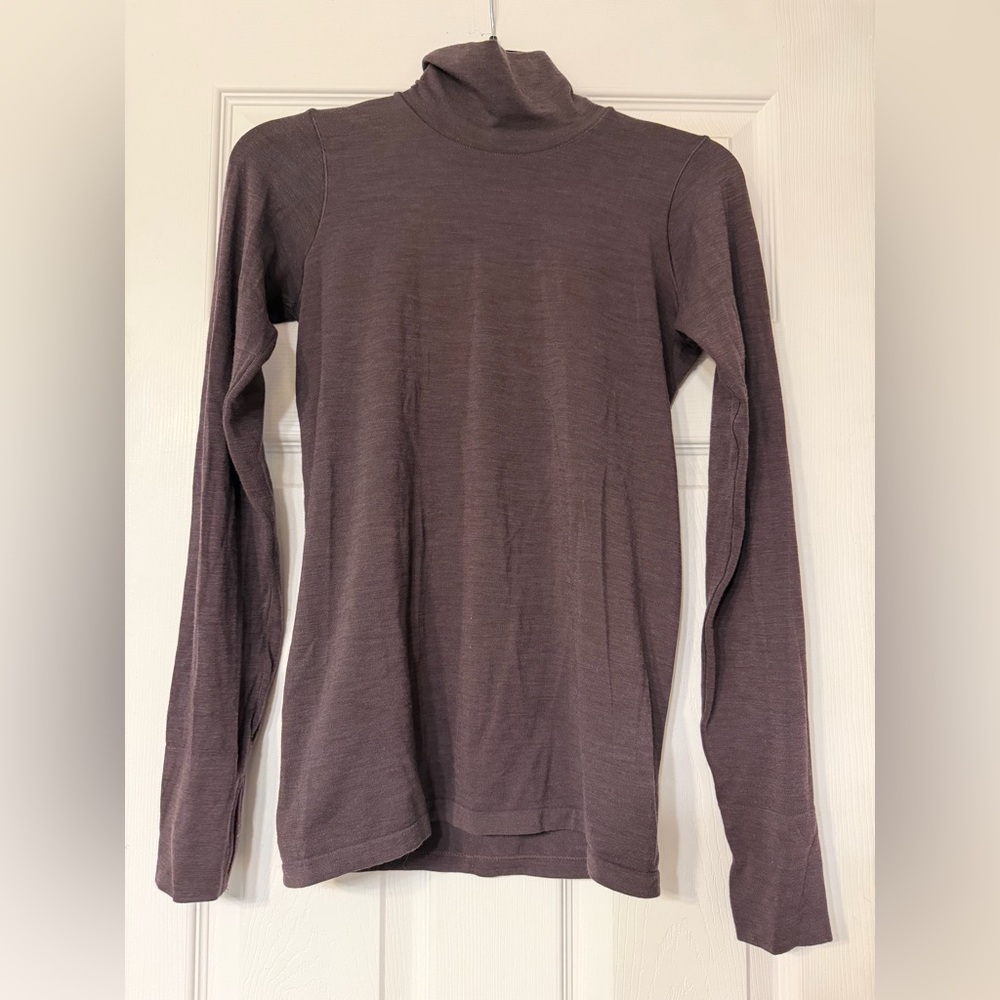 Athleta brown active wear turtleneck